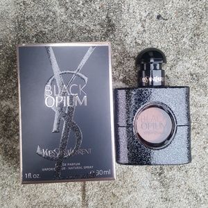 Yves Saint Laurent Black Opium Eau de Parfum Spray